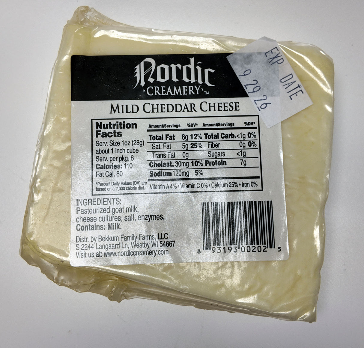 Nordic Creamery Goat Cheese - Mild Cheddar