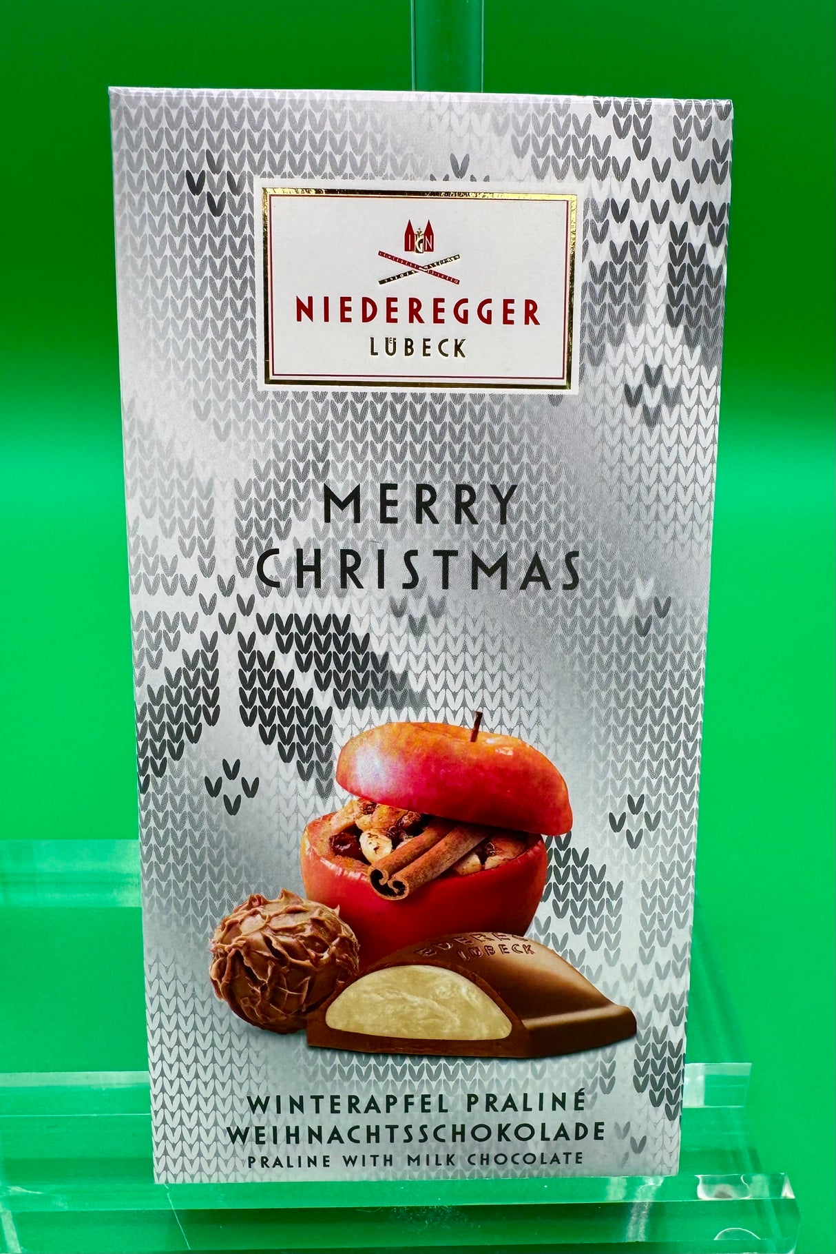 Niederegger Cinnamon Apple Prailine Milk Chocolate Bar